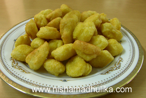 Moong Dal Karara pakoris