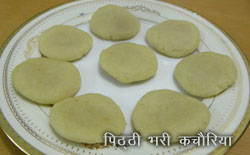 sweet kachori - pitthi filled